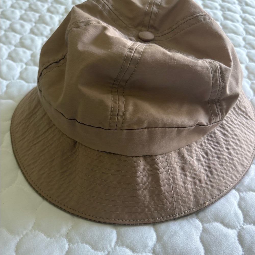 L.L. Bean Light Brown Bucket Hat View 4
